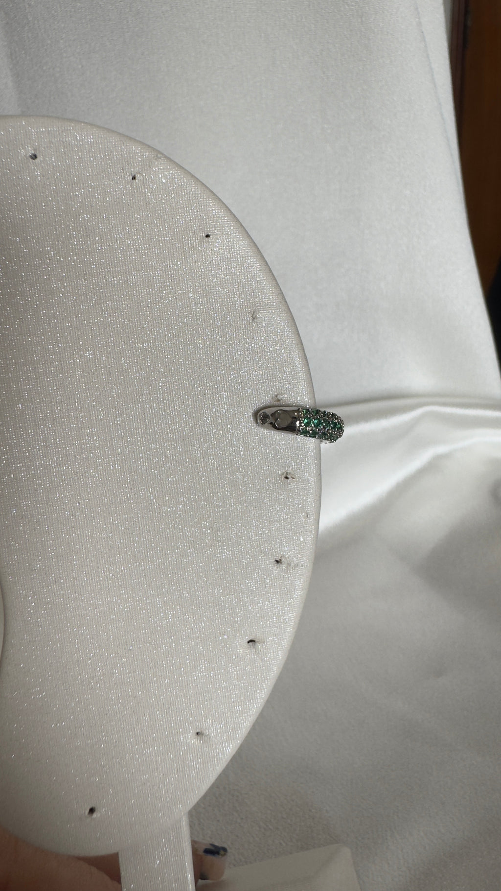 Piercing Fake Cravejado Verde