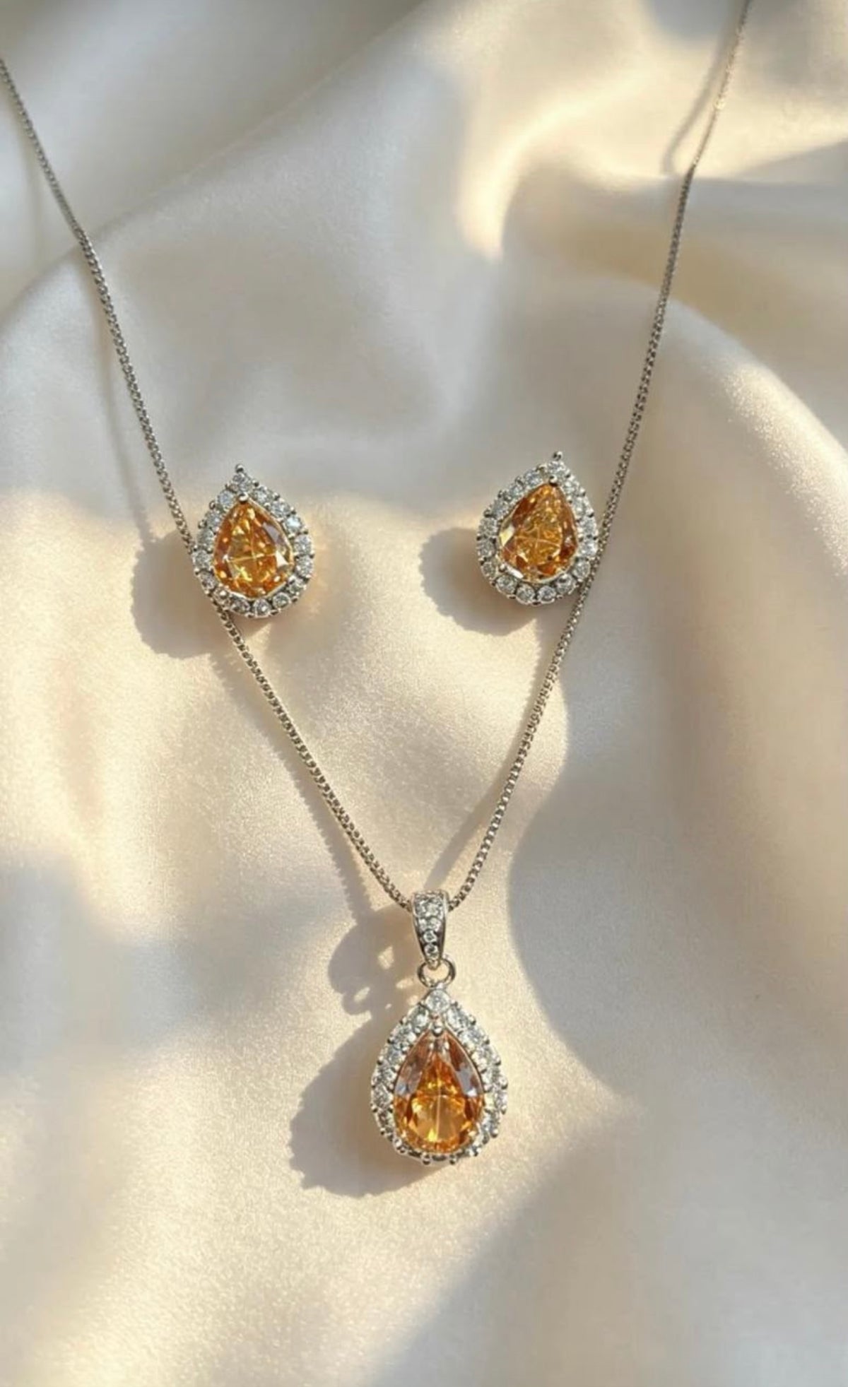 Conjunto Elegância Âmbar