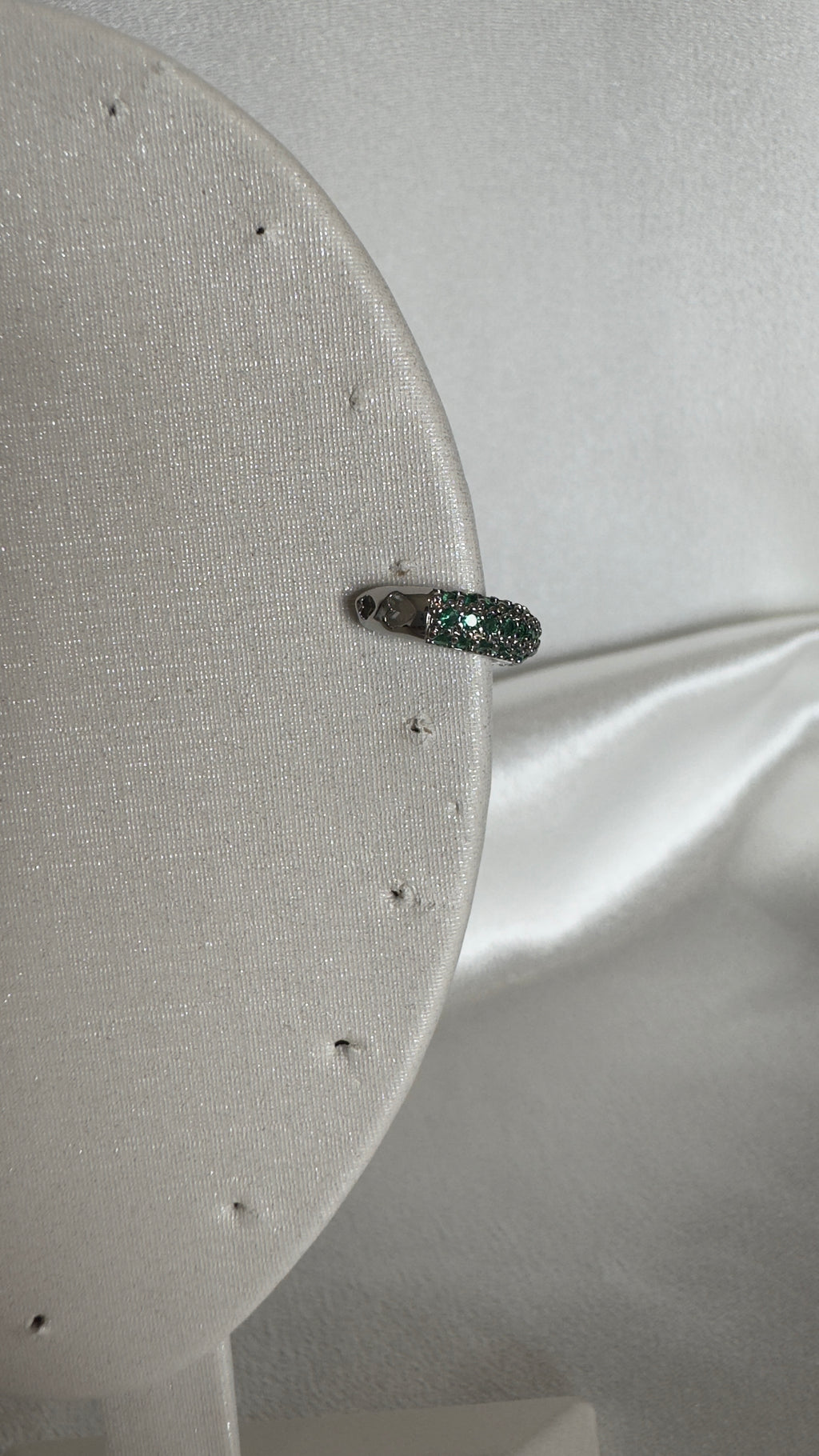 Piercing Fake Cravejado Verde