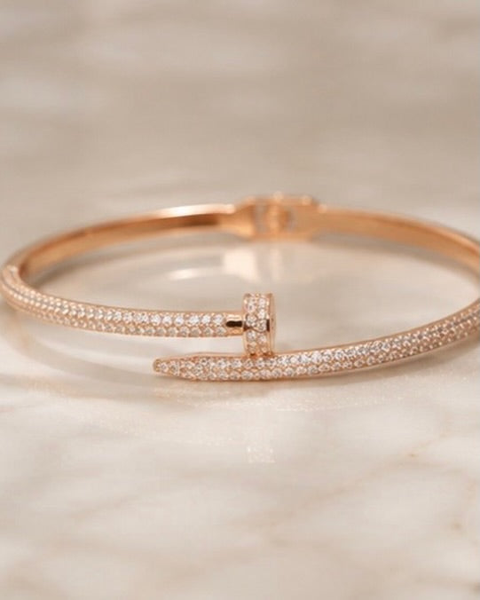 Bracelete Prego Cravejado