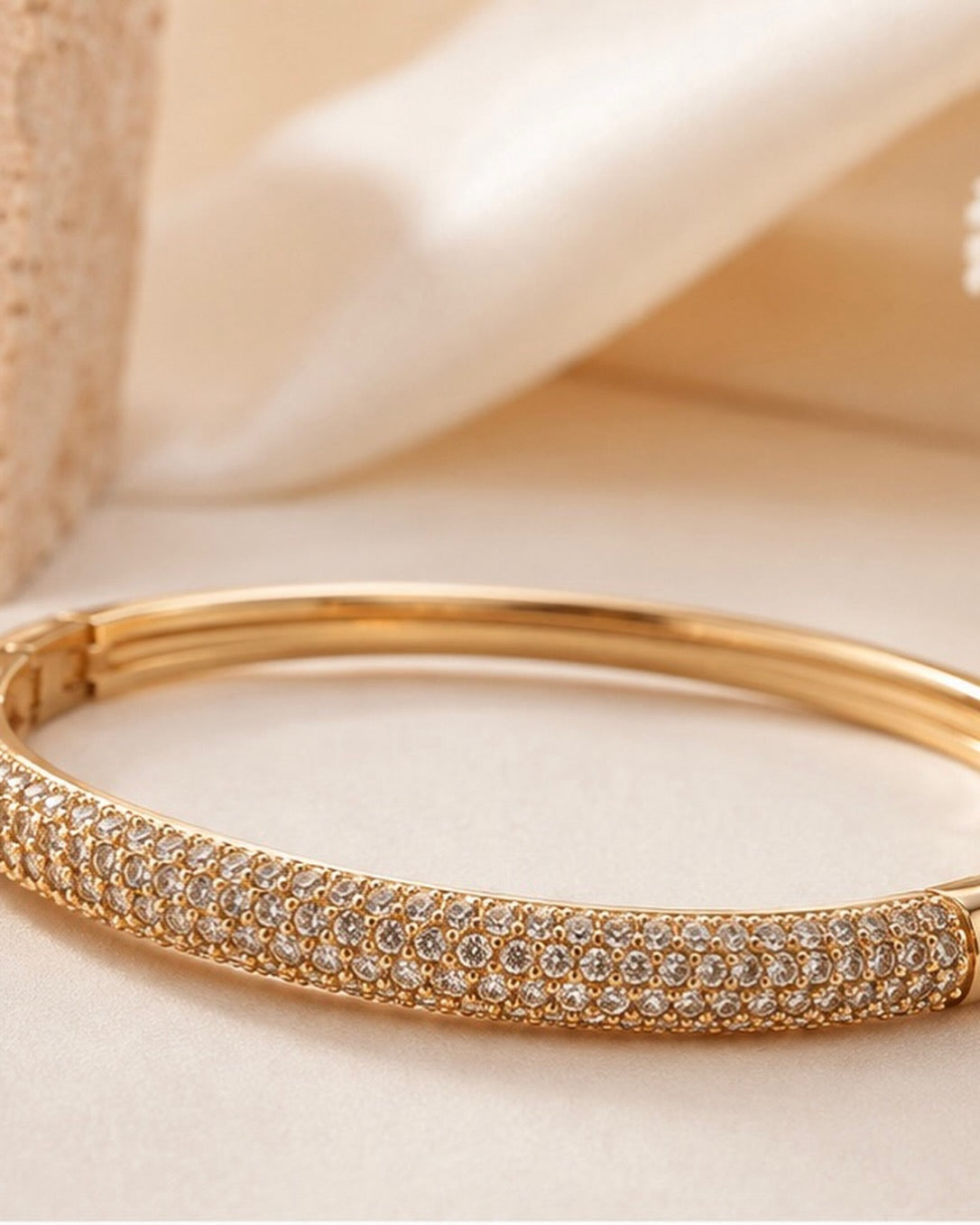Bracelete Cravejado